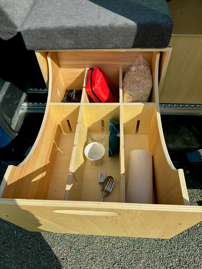 Side drawer organizers