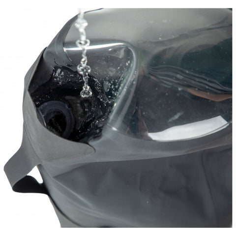 Nemo Helio 11-litre portable pressure shower